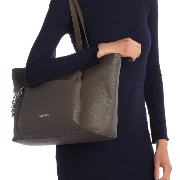 Calvin Klein Beverly Pebble Chainlink Tote… - Picture 1 of 9